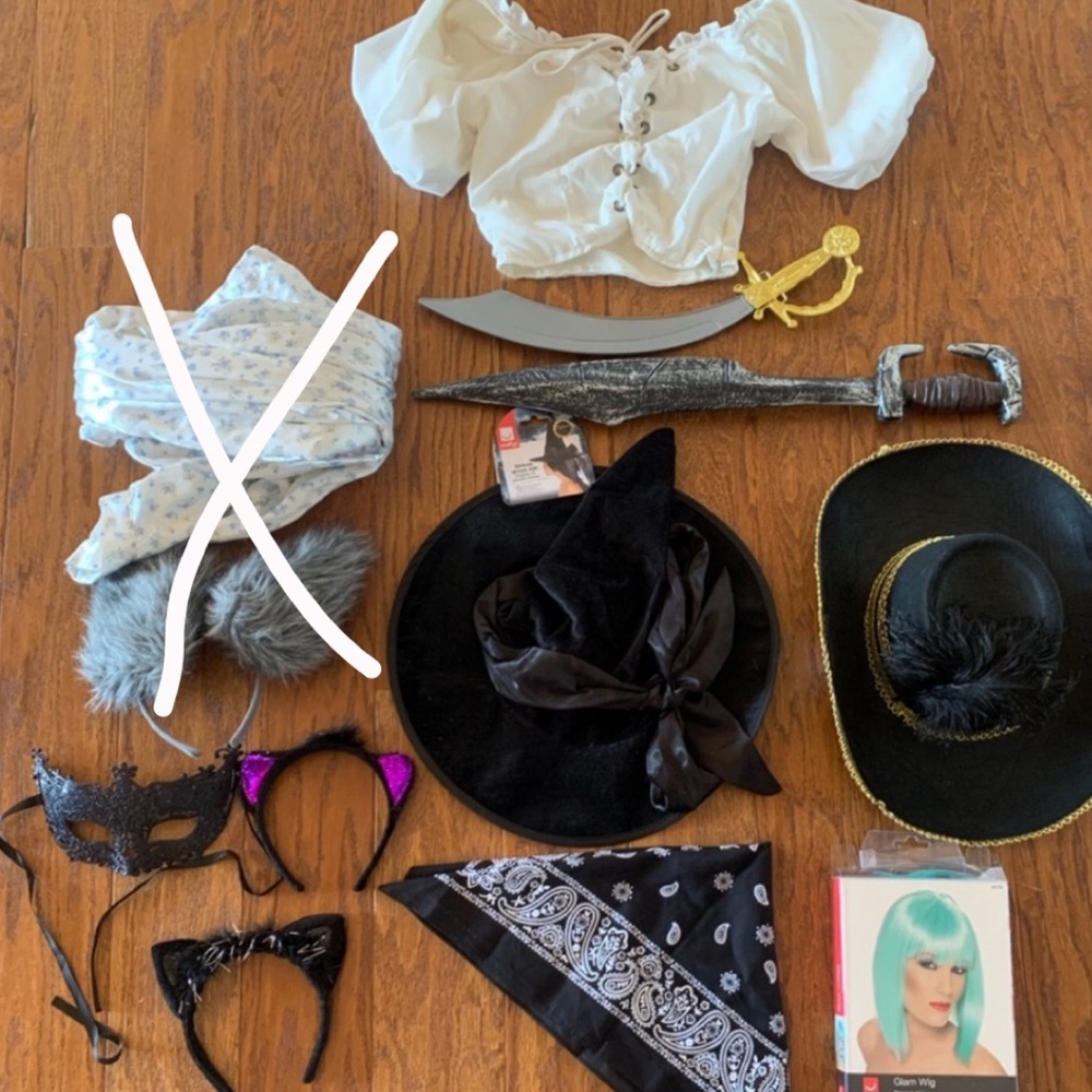 Halloween Costumes Gem